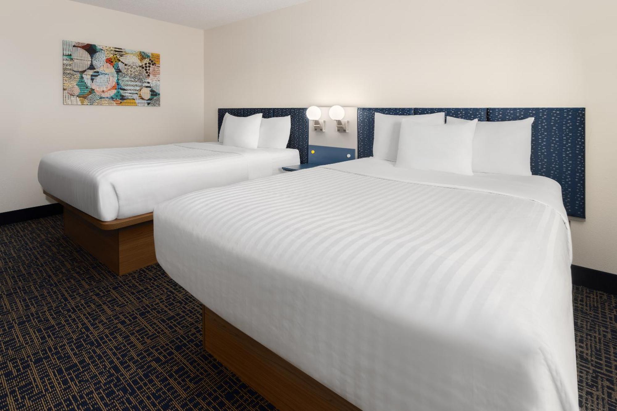 Microtel And 2*